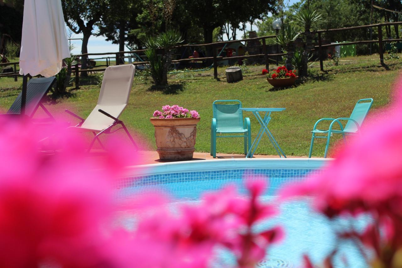 Poggio Paradiso Apartments Mengara Bagian luar foto